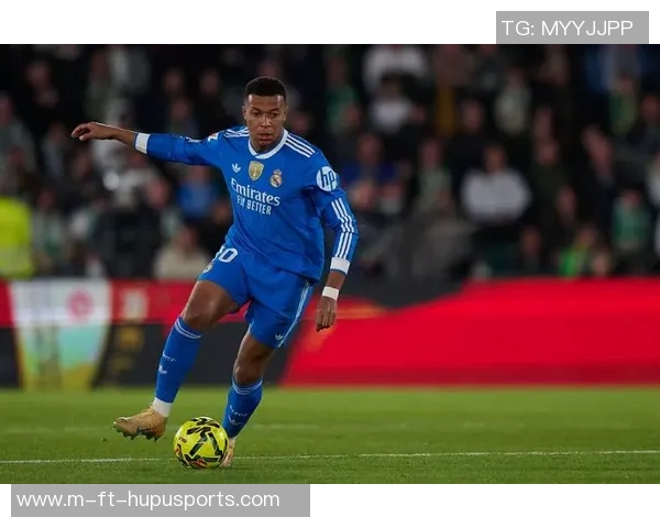 皇马1月曾尝试签埃尔切小将门多萨,但未给予足够重视